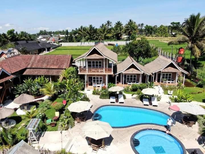 Vakantiepark Flush Harmony Tetebatu