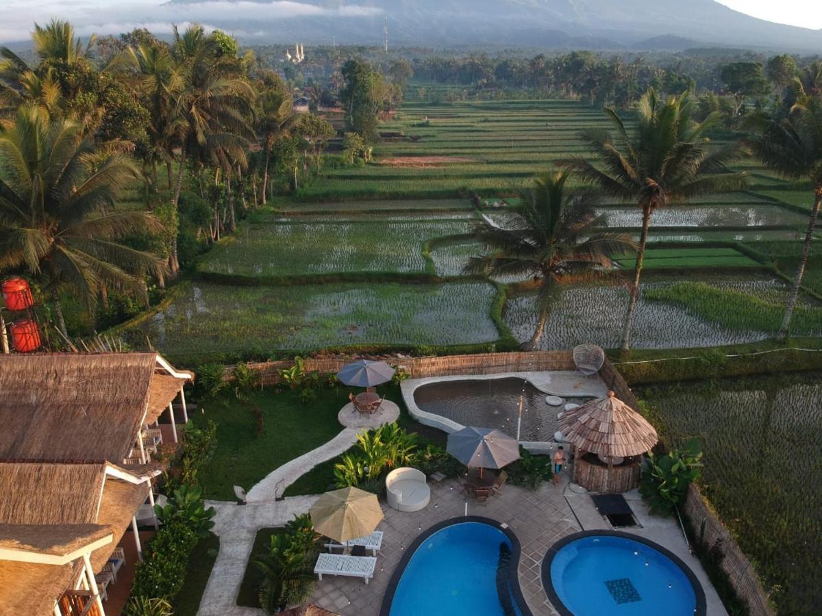 Flush Harmony Vakantiepark Tetebatu