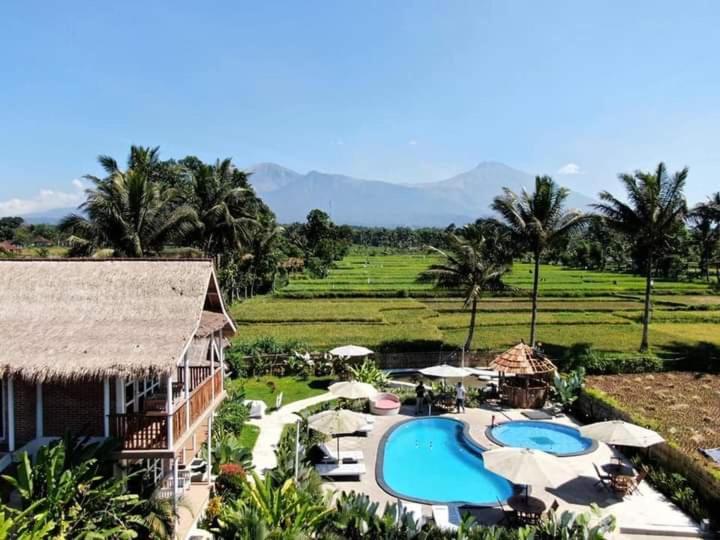 Flush Harmony Vakantiepark Tetebatu