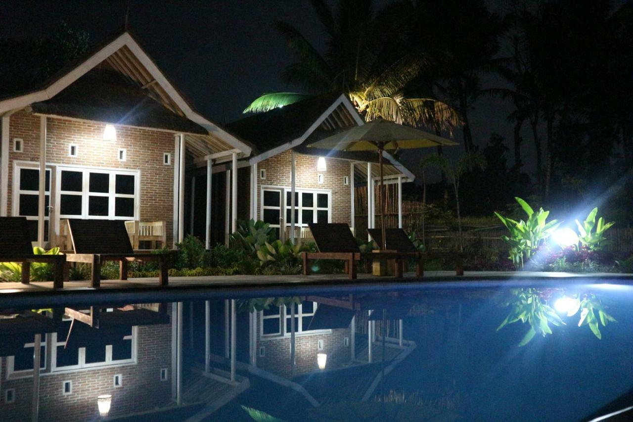 Vakantiepark Flush Harmony Tetebatu